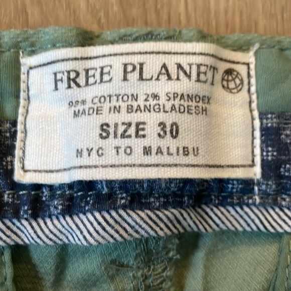 Men’s Free People sage green shorts with woven fabric belt, size 30 - Picture 10 of 10